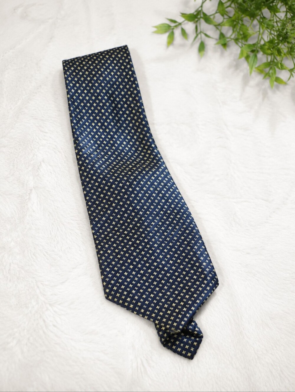 Classico Men’s Blue Tan Geometric Satin Necktie Formal Business Tie